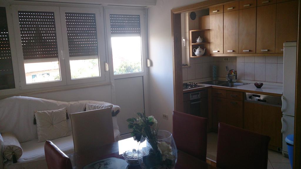Apartment Near The Beach สปลิท ภายนอก รูปภาพ